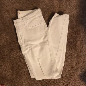 Levi White Skinny Jeans